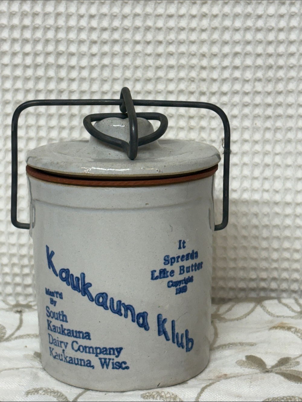 Crock with lid